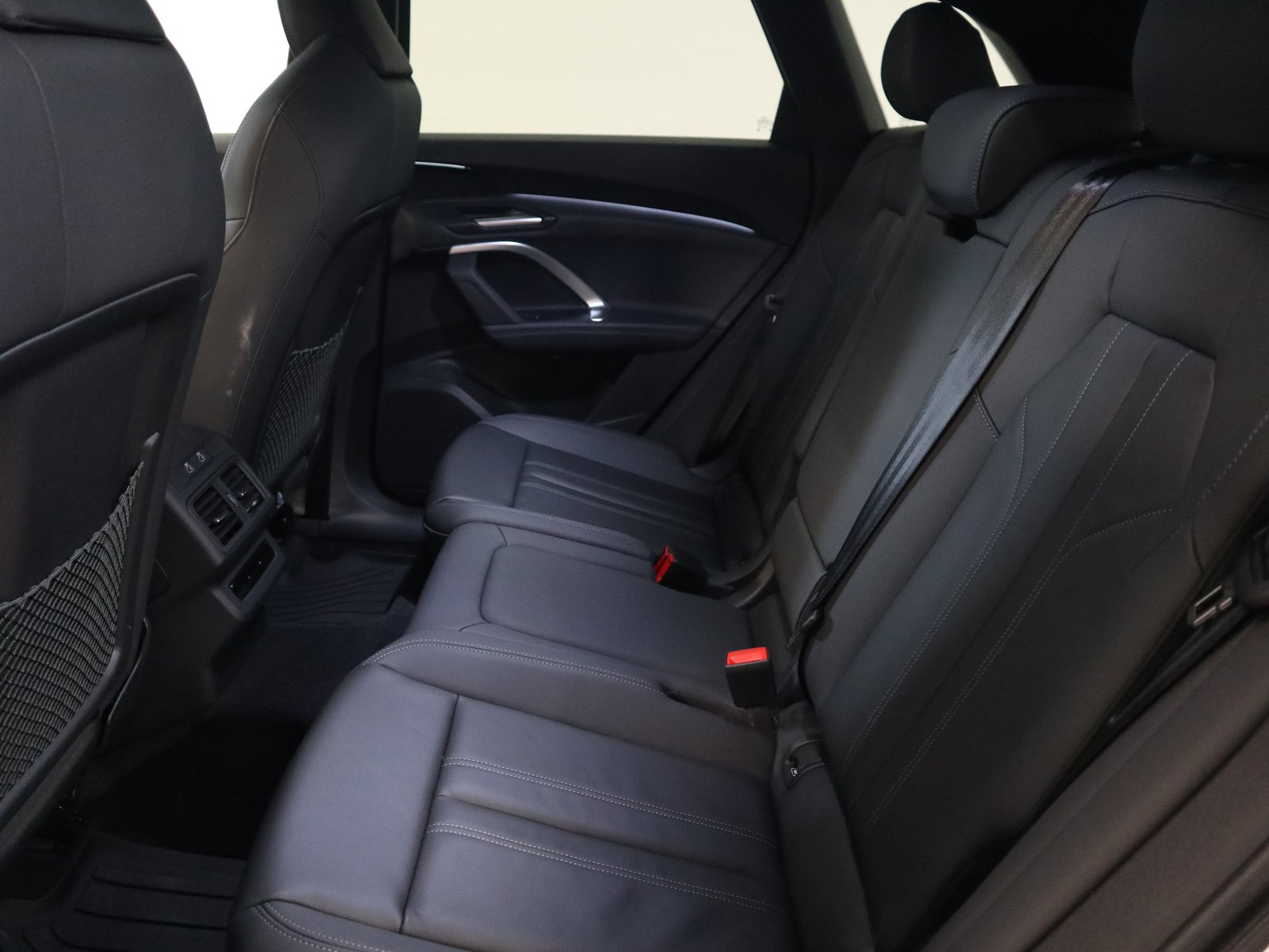 8 - Audi Q5 2.0 tdi mhev+ 204cv s line edition quattro s tronic