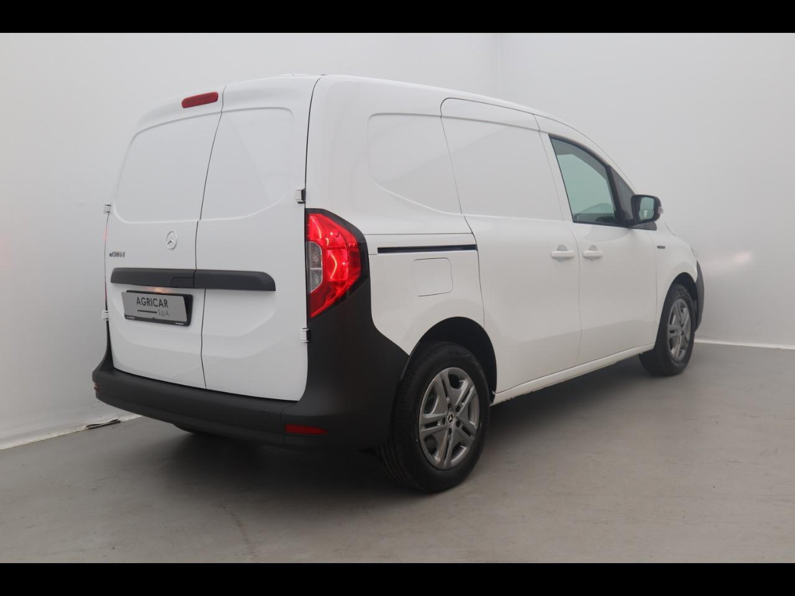 4 - Mercedes Vans Citan efurgone long pro 45kwh