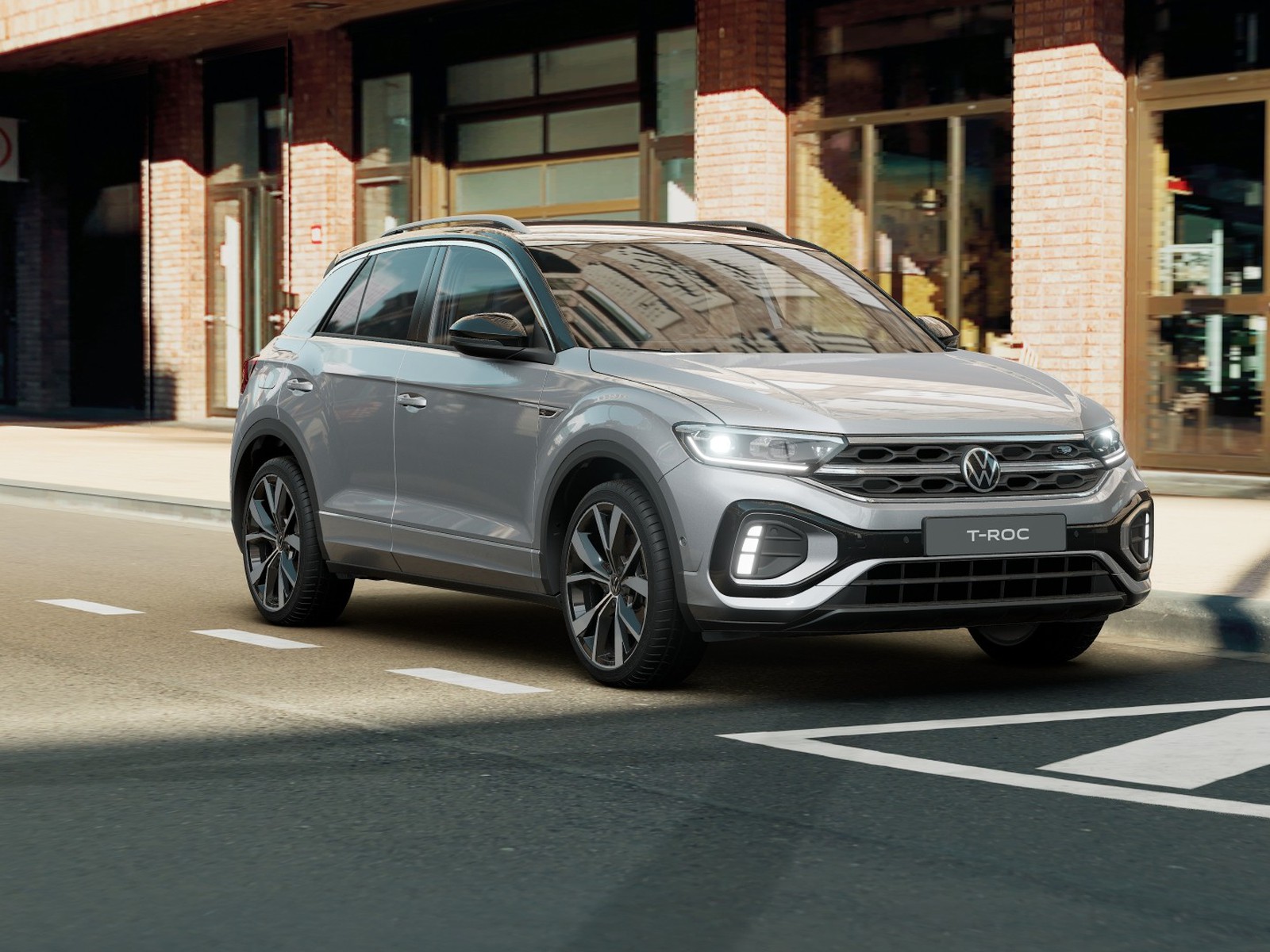 4 - Volkswagen T-Roc 1.0 tsi 115cv r-line plus