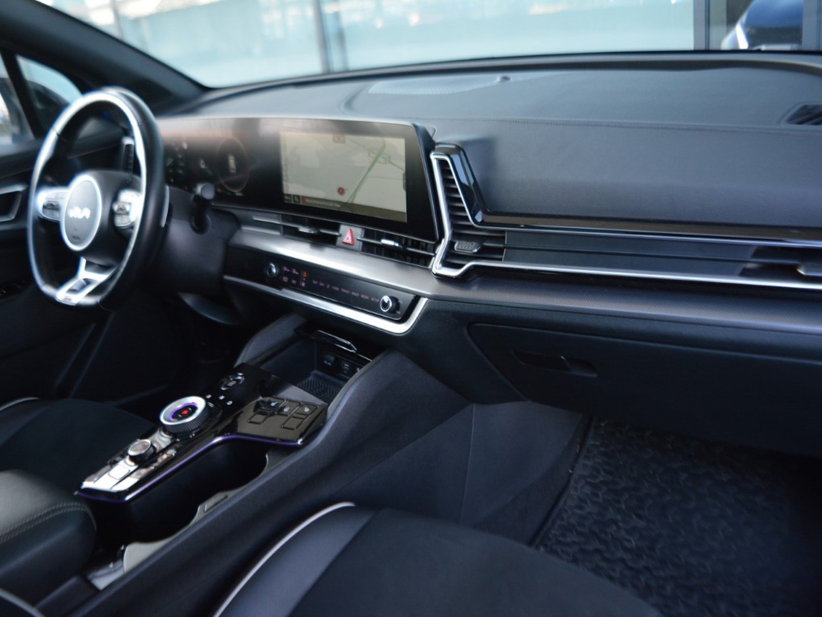 8 - Kia Sportage 1.6 t-gdi hev gt-line sunroof pack at6