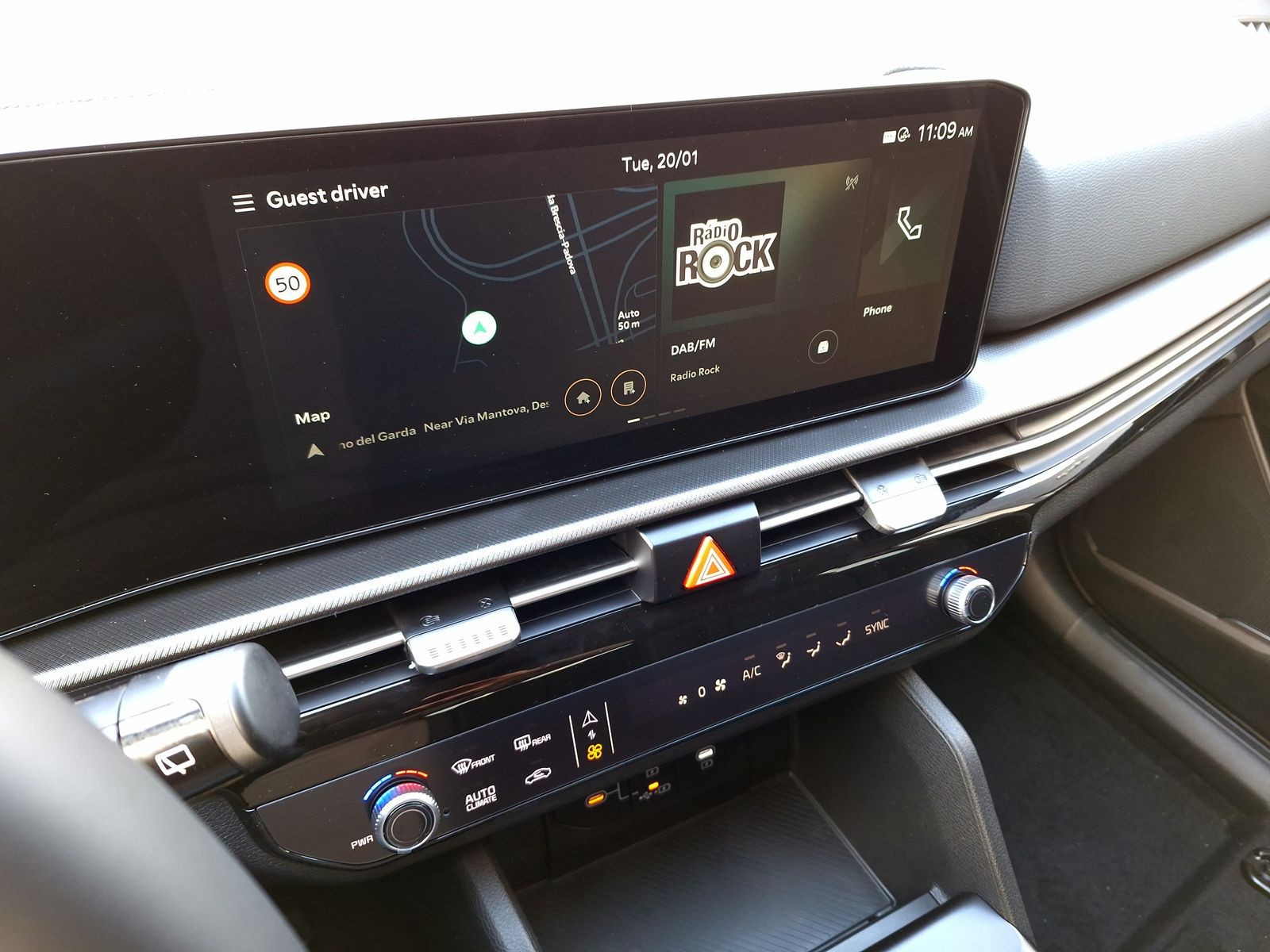 17 - Kia Sportage 1.6 t-gdi business dct7