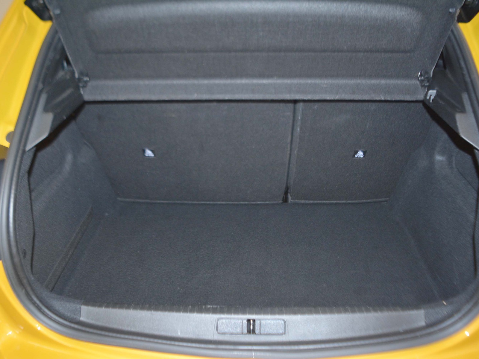 14 - Peugeot 208 5 porte 1.2 puretech gt s&s