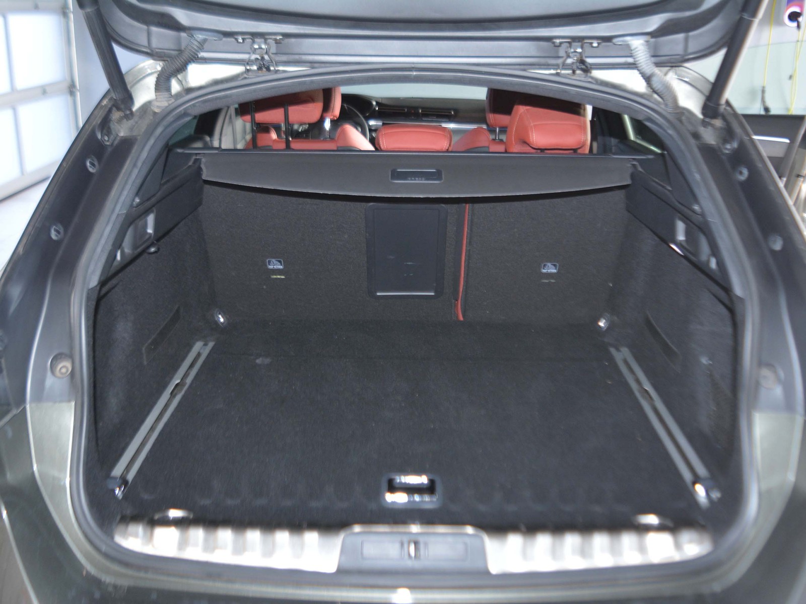 16 - Peugeot 508 station wagon 1.5 bluehdi gt line eat8 s&s