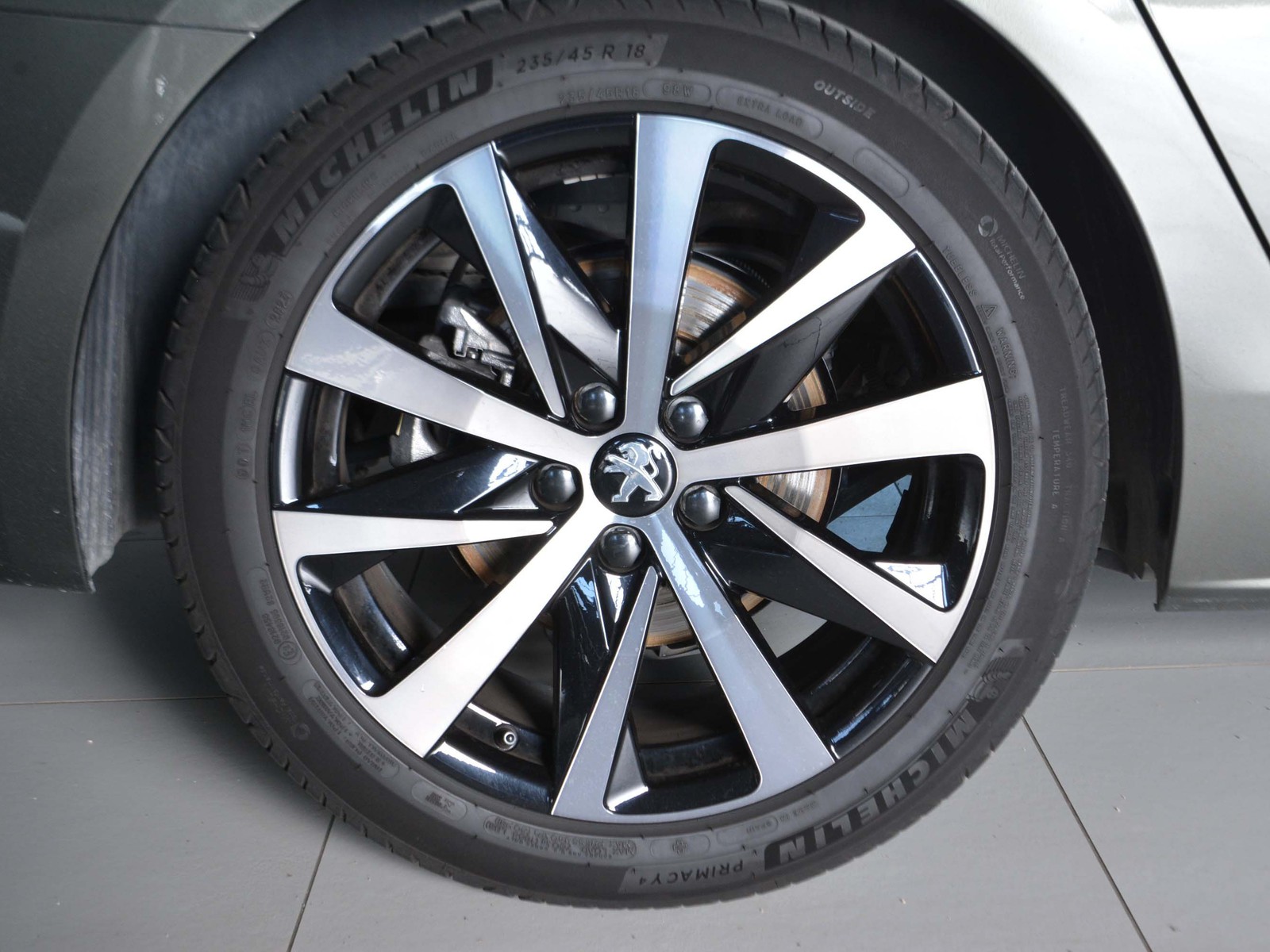 17 - Peugeot 508 station wagon 1.5 bluehdi gt line eat8 s&s