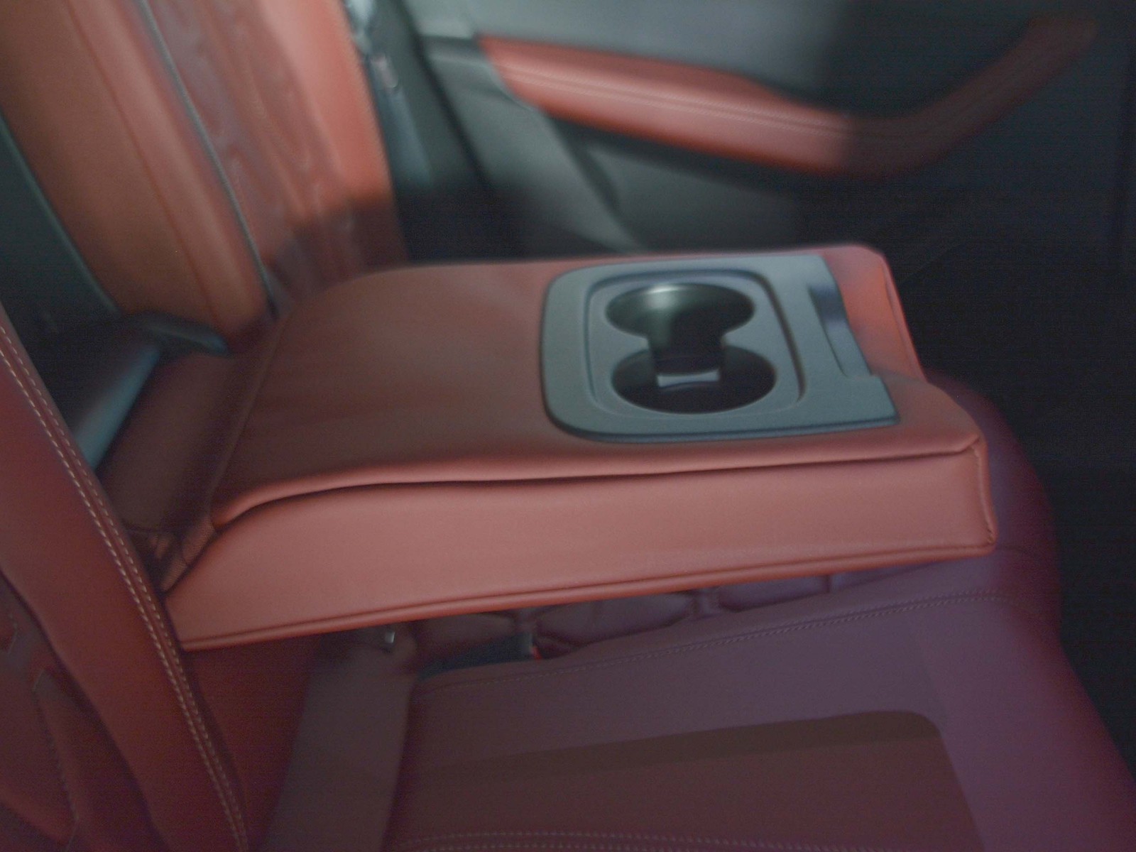 6 - Peugeot 508 station wagon 1.5 bluehdi gt line eat8 s&s