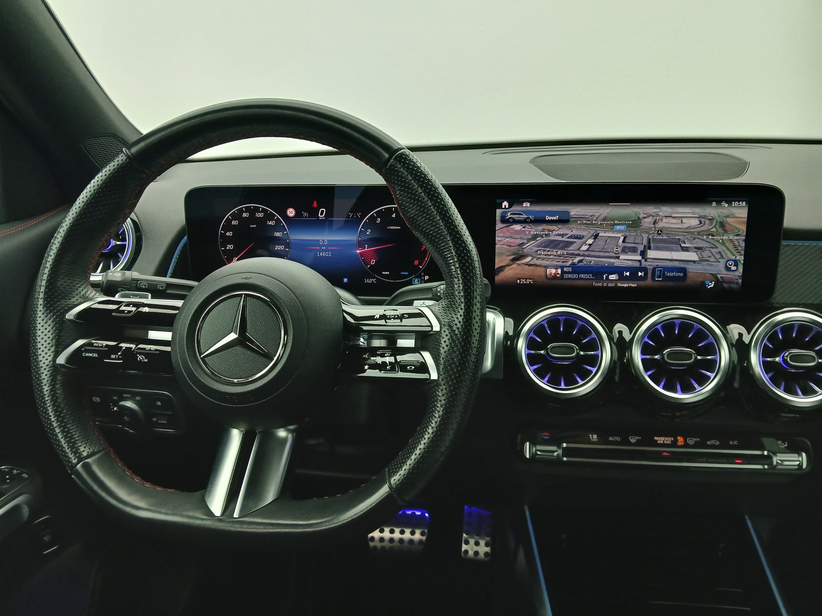 12 - Mercedes GLB 180 amg line advanced plus 7g-dct