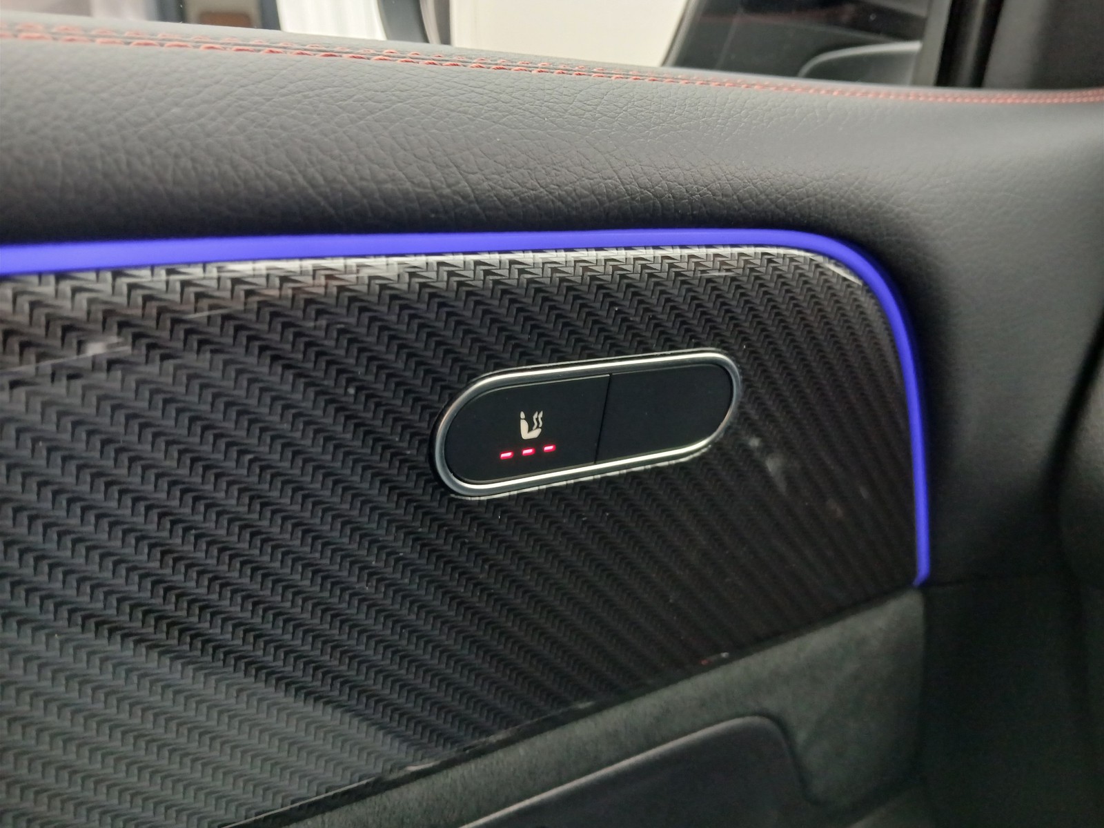 15 - Mercedes GLB 180 amg line advanced plus 7g-dct