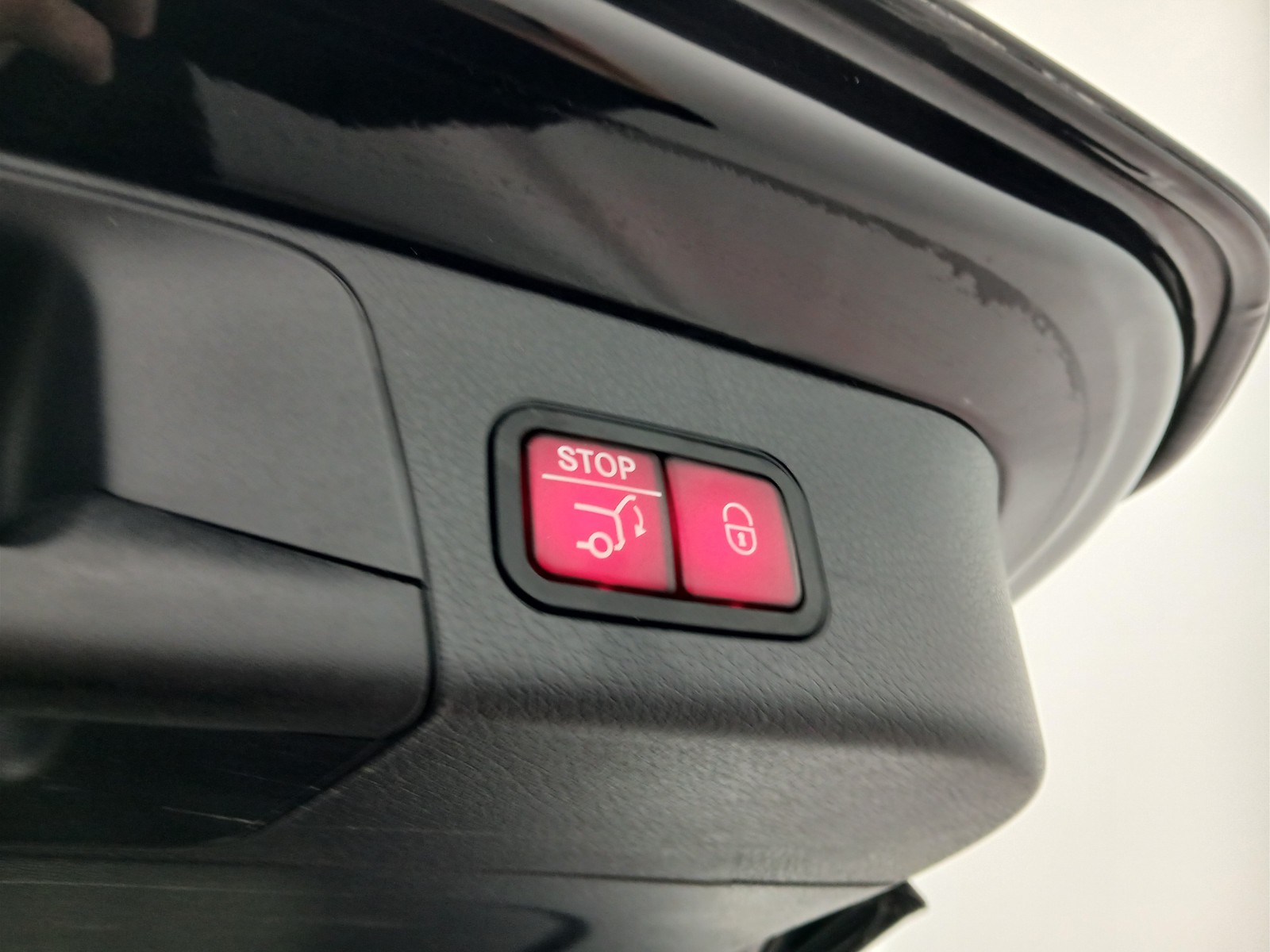 18 - Mercedes GLB 180 amg line advanced plus 7g-dct