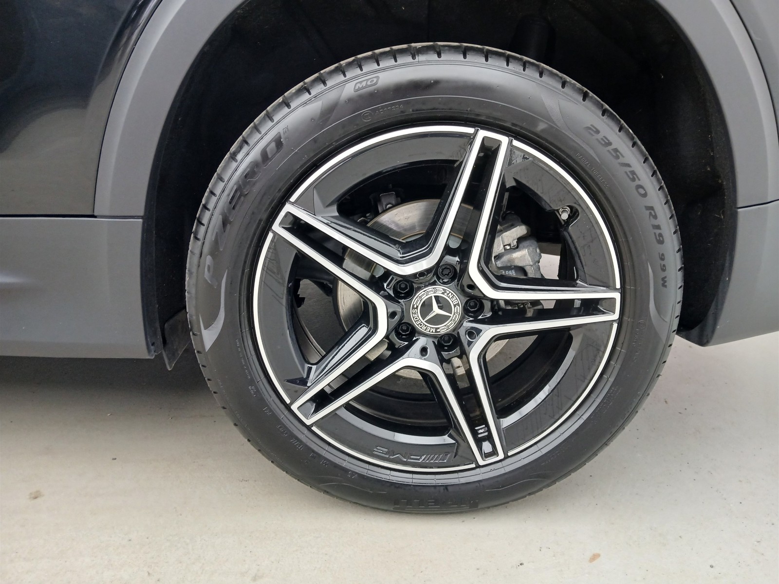 4 - Mercedes GLB 180 amg line advanced plus 7g-dct