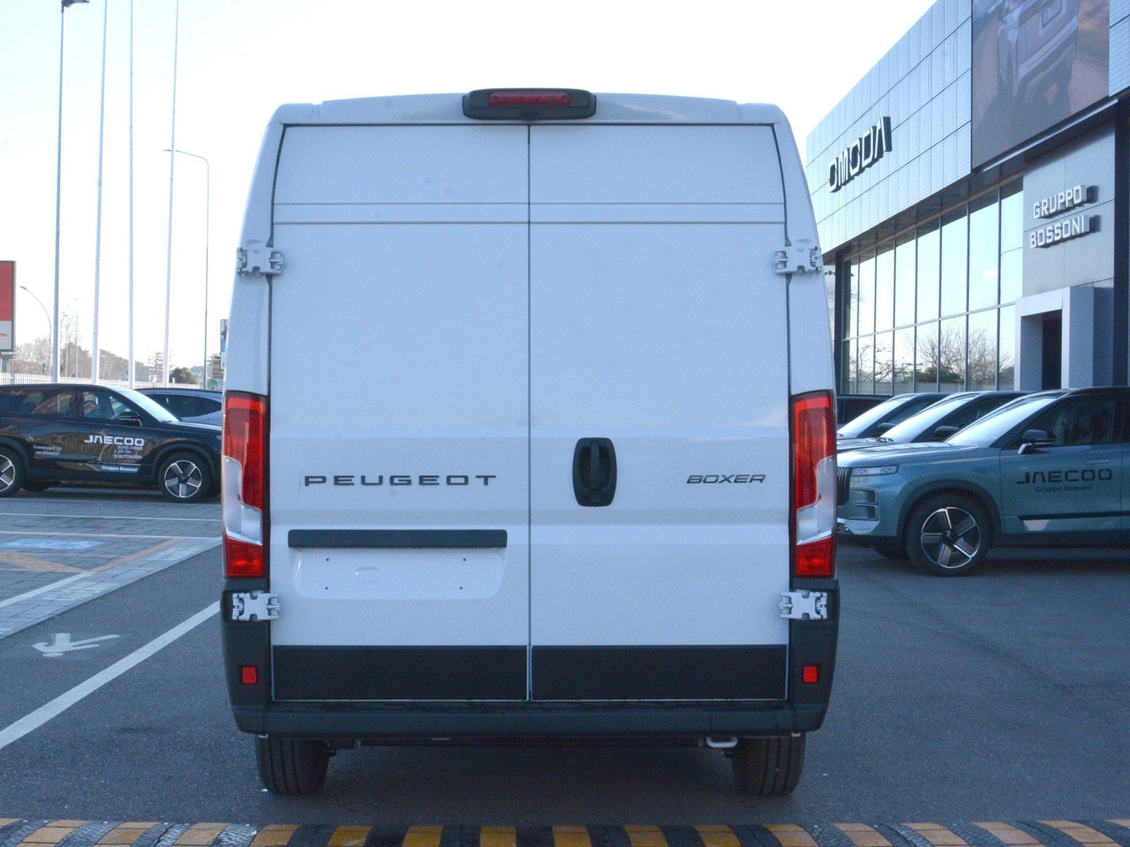 24 - Peugeot Boxer 35 l2h2 2.2 diesel 140cv s&s
