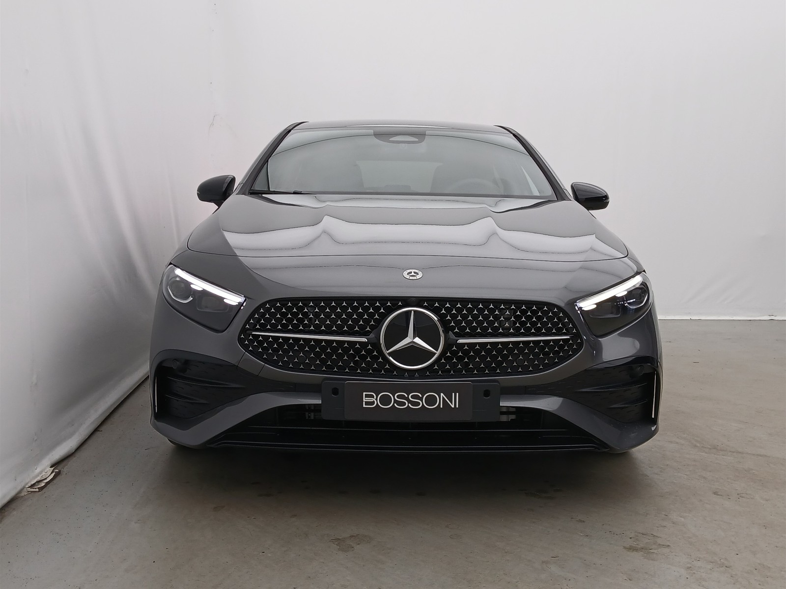 2 - Mercedes Classe A 180 d amg line extra speedshift dct amg 8g