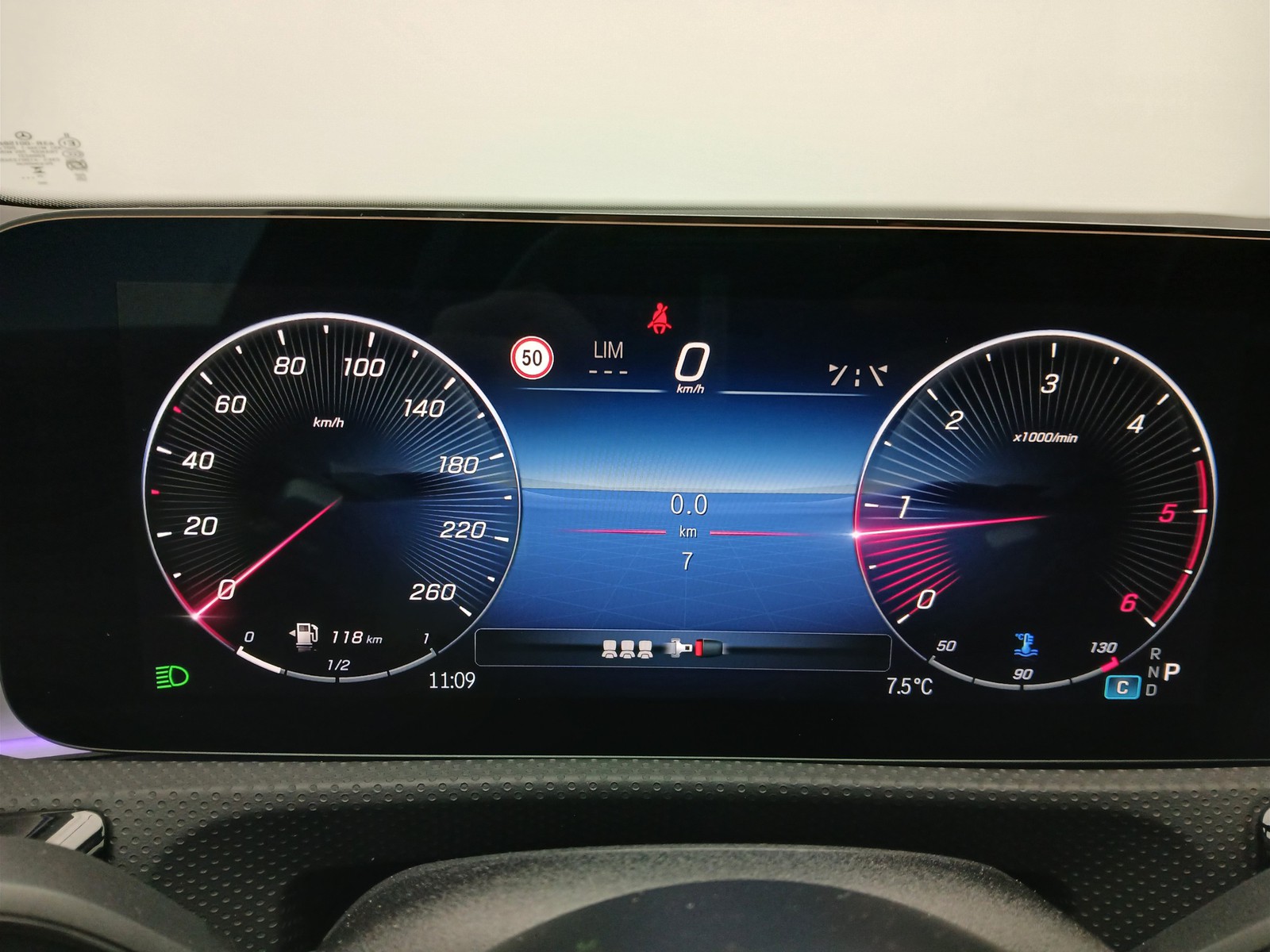 9 - Mercedes Classe A 180 d amg line extra speedshift dct amg 8g