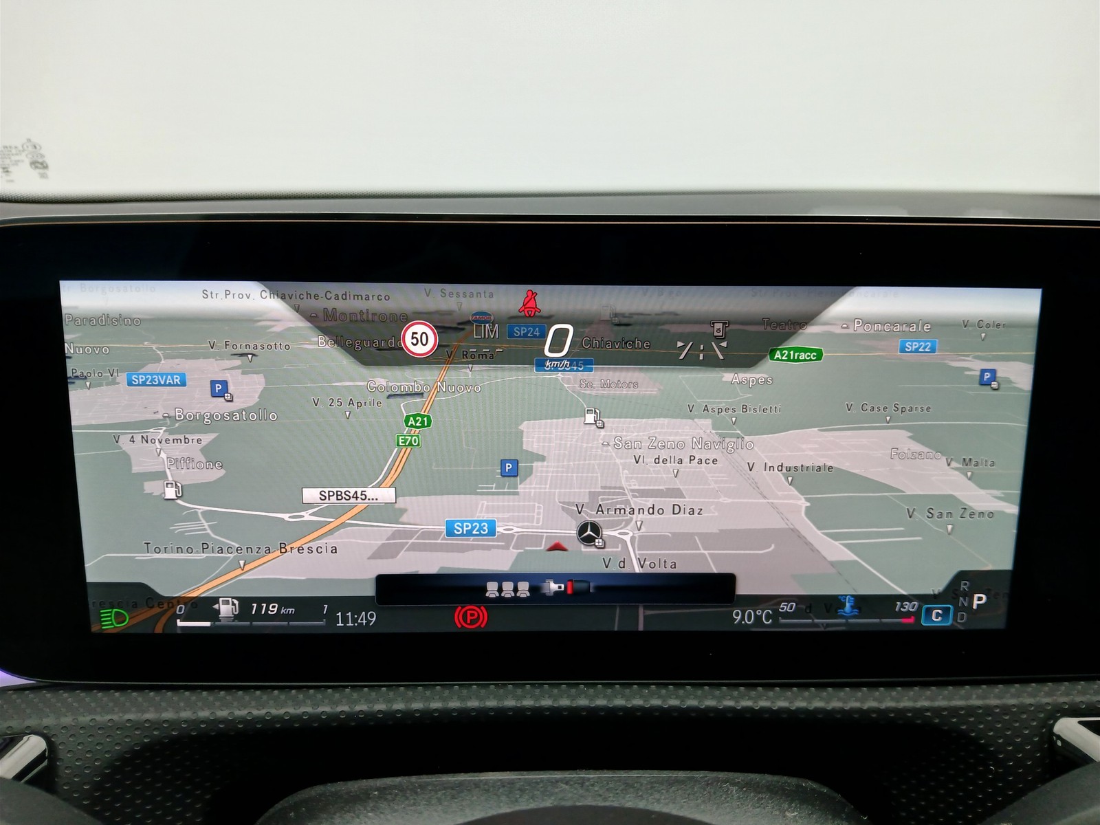 16 - Mercedes Classe A 180 d amg line extra speedshift dct amg 8g