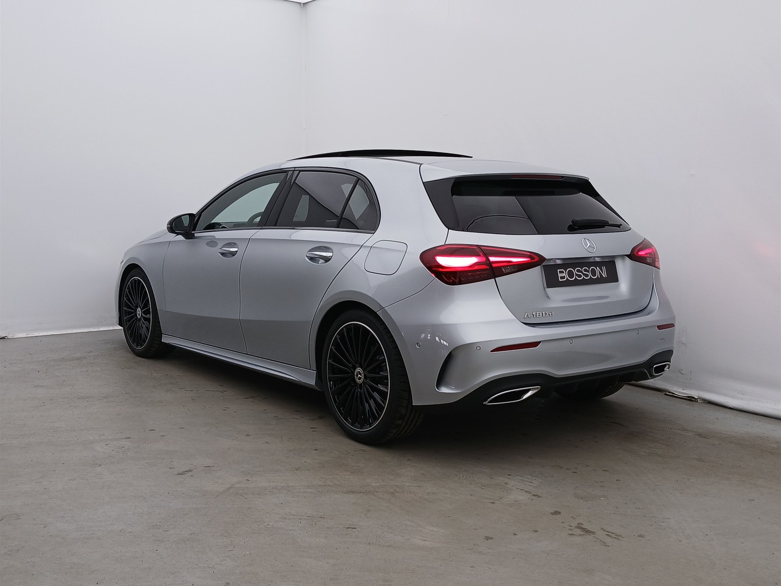 5 - Mercedes Classe A 180 d amg line extra speedshift dct amg 8g