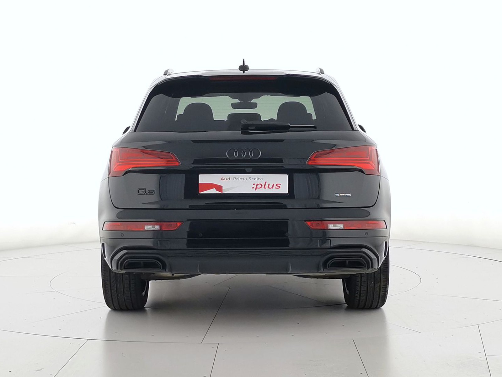 15 - Audi Q5 40 2.0 tdi mhev 12v s line plus quattro s tronic