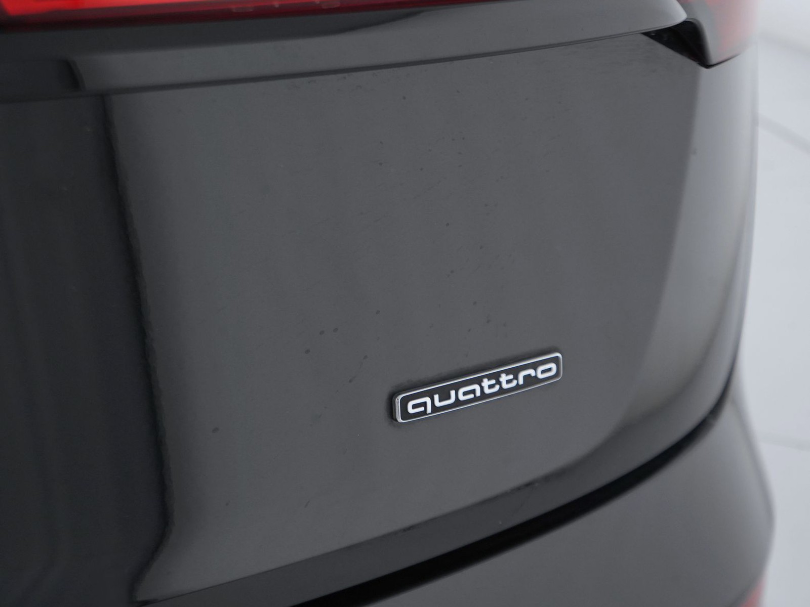 38 - Audi Q5 40 2.0 tdi mhev 12v s line plus quattro s tronic