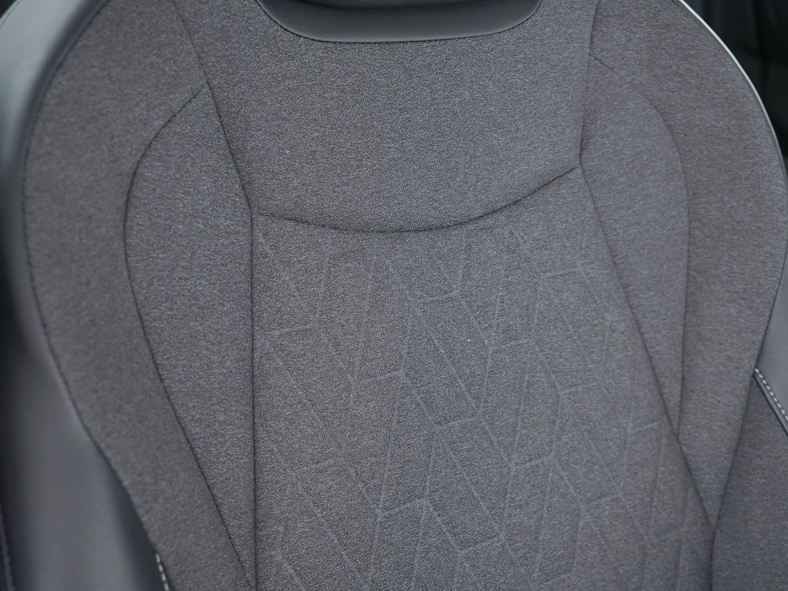 20 - Volkswagen Tiguan 2.0 tdi scr 150cv life dsg