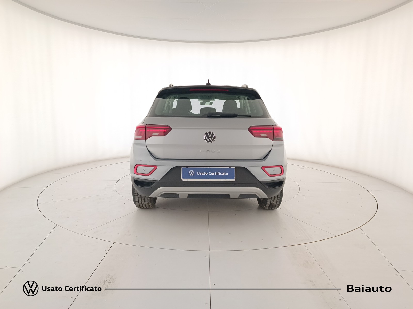 5 - Volkswagen T-Roc 1.5 tsi act life dsg