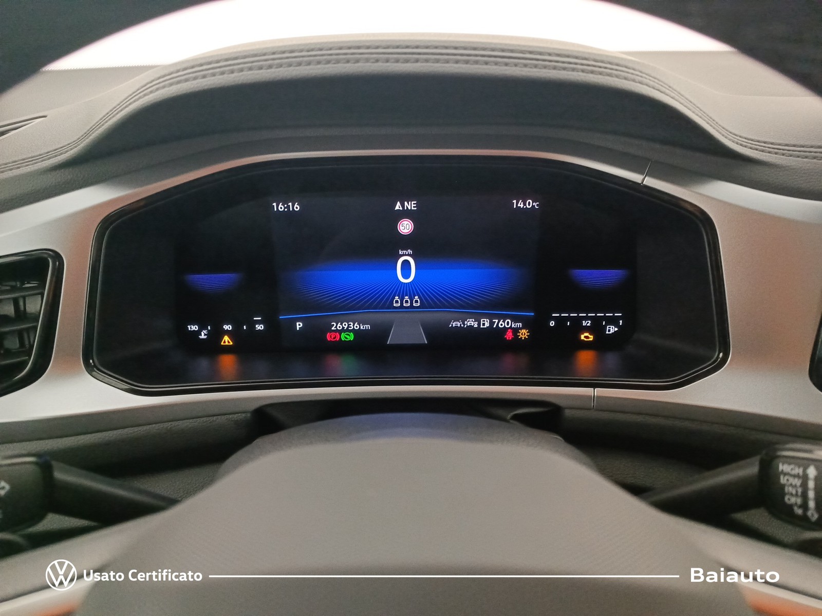 9 - Volkswagen T-Roc 1.5 tsi act life dsg