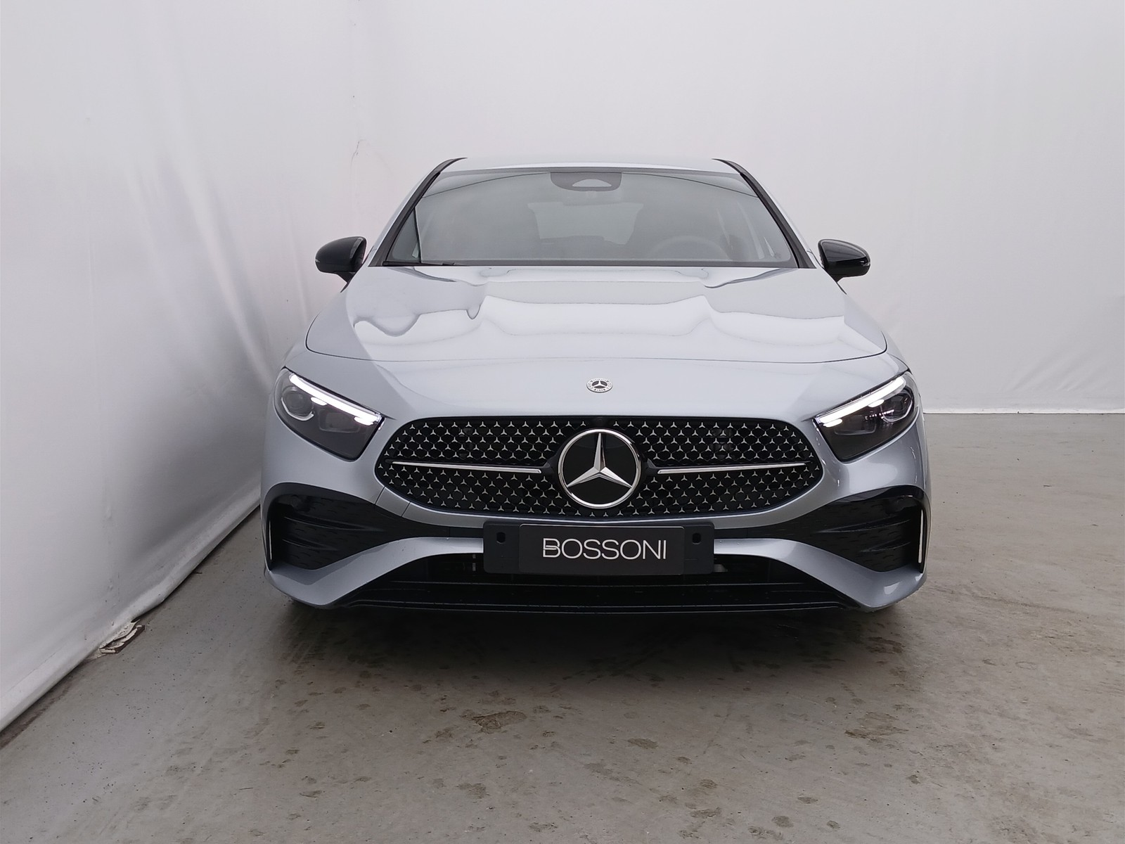 2 - Mercedes Classe A 180 amg line premium 7g-dct