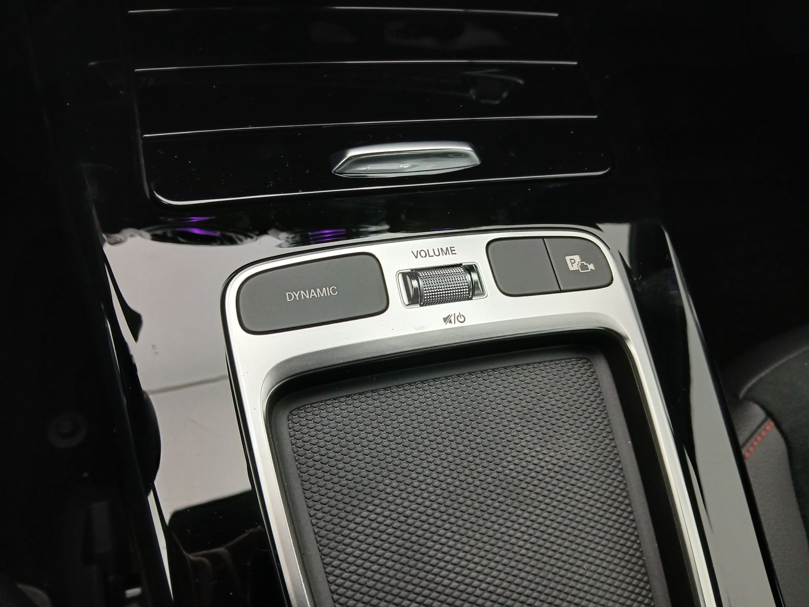 14 - Mercedes Classe A 180 amg line premium 7g-dct