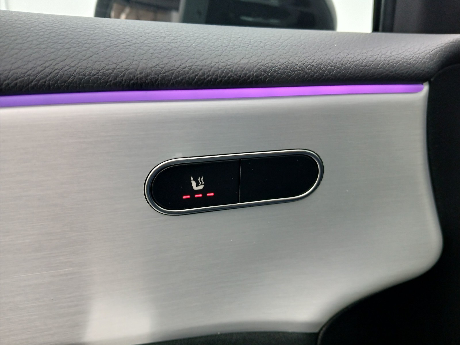 15 - Mercedes Classe A 180 amg line premium 7g-dct