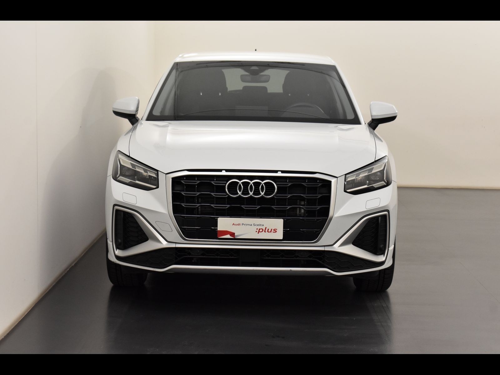 11 - Audi Q2 35 1.5 tfsi s line edition s tronic