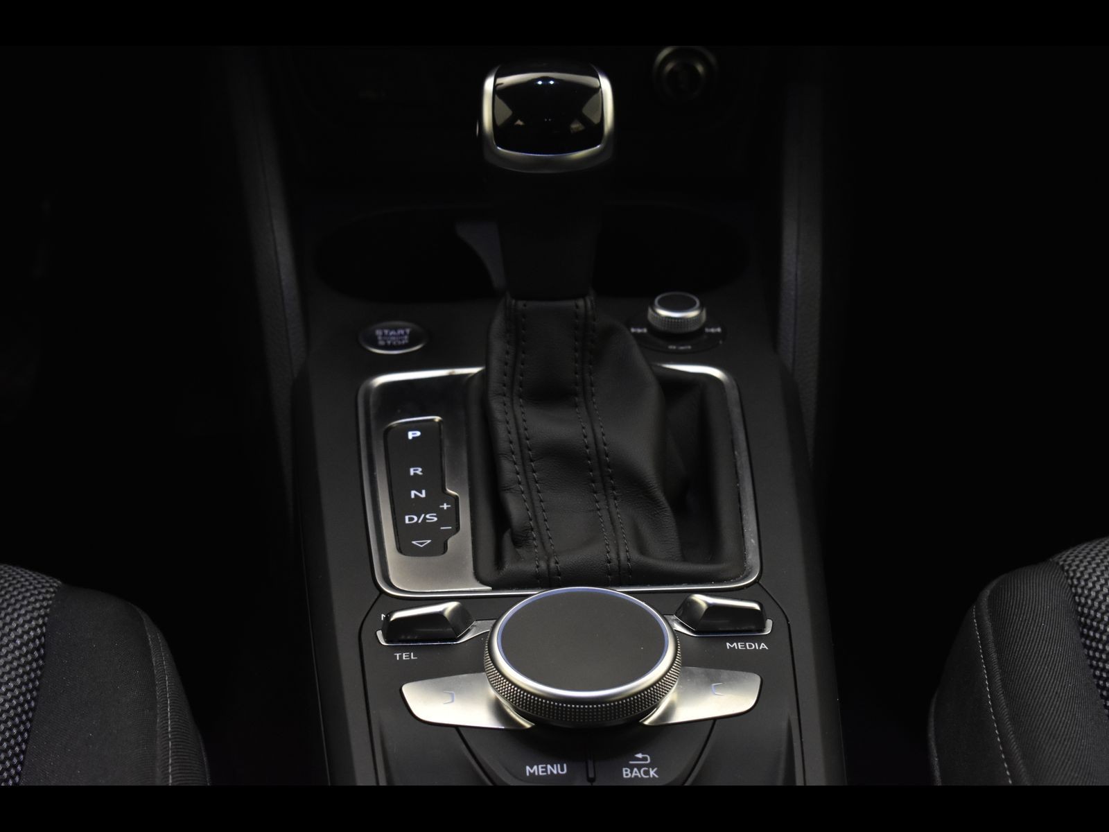 20 - Audi Q2 35 1.5 tfsi s line edition s tronic