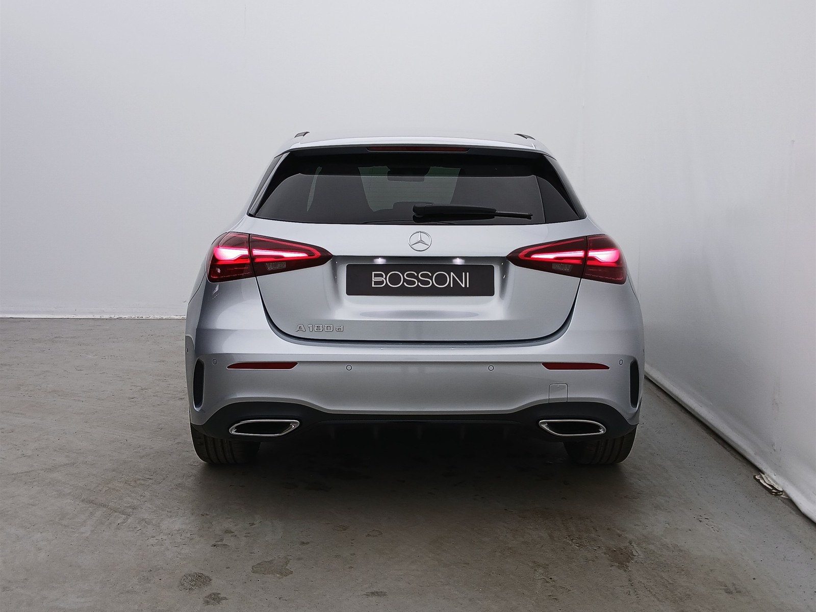 6 - Mercedes Classe A 180 d amg line extra speedshift dct amg 8g