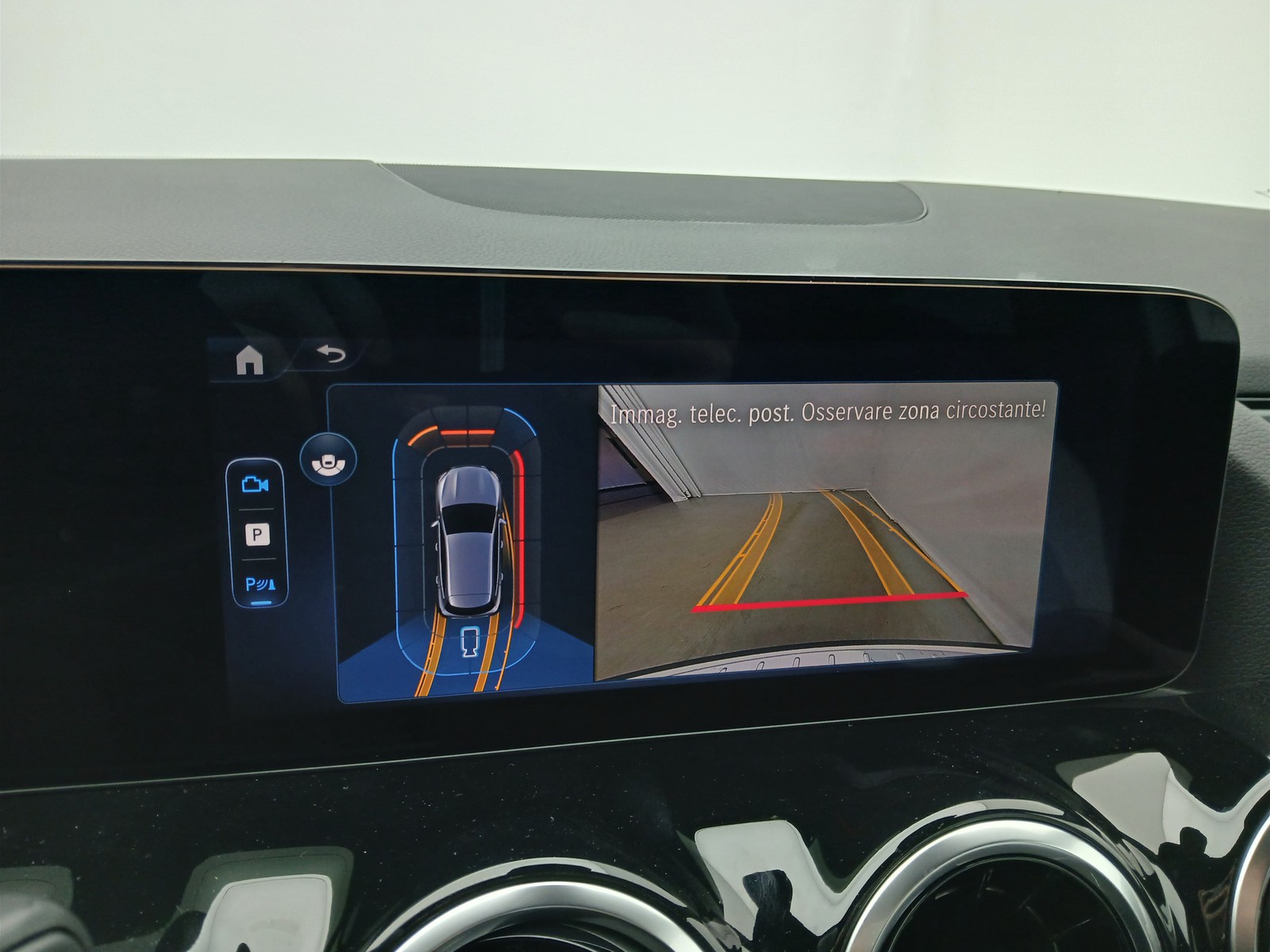 11 - Mercedes GLA 180 d progressive advanced 8g-dct