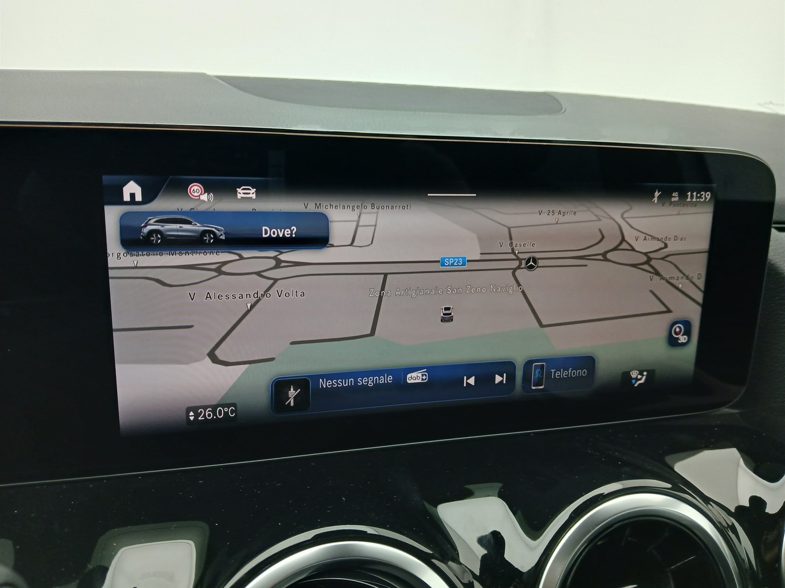 10 - Mercedes GLA 180 d progressive advanced 8g-dct