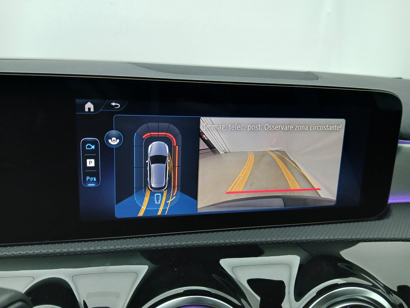 11 - Mercedes Classe A 180 d amg line premium speedshift dct amg 8g