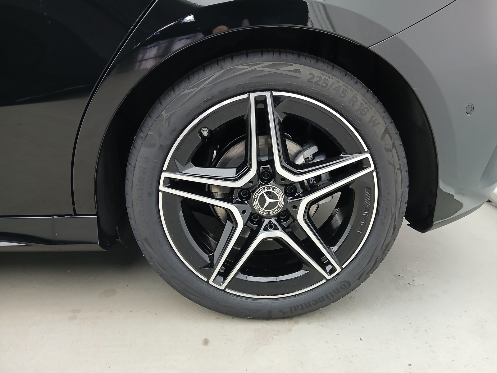 4 - Mercedes Classe A 180 d amg line premium speedshift dct amg 8g