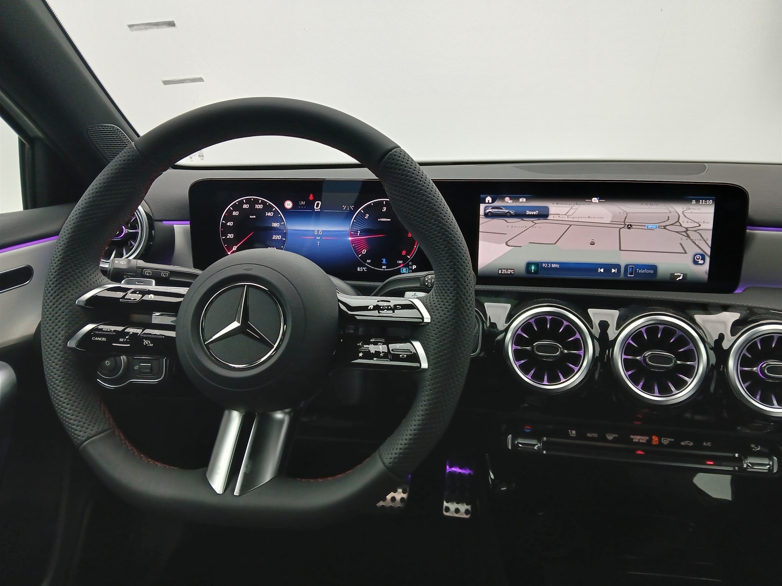 12 - Mercedes Classe A 180 d amg line extra speedshift dct amg 8g