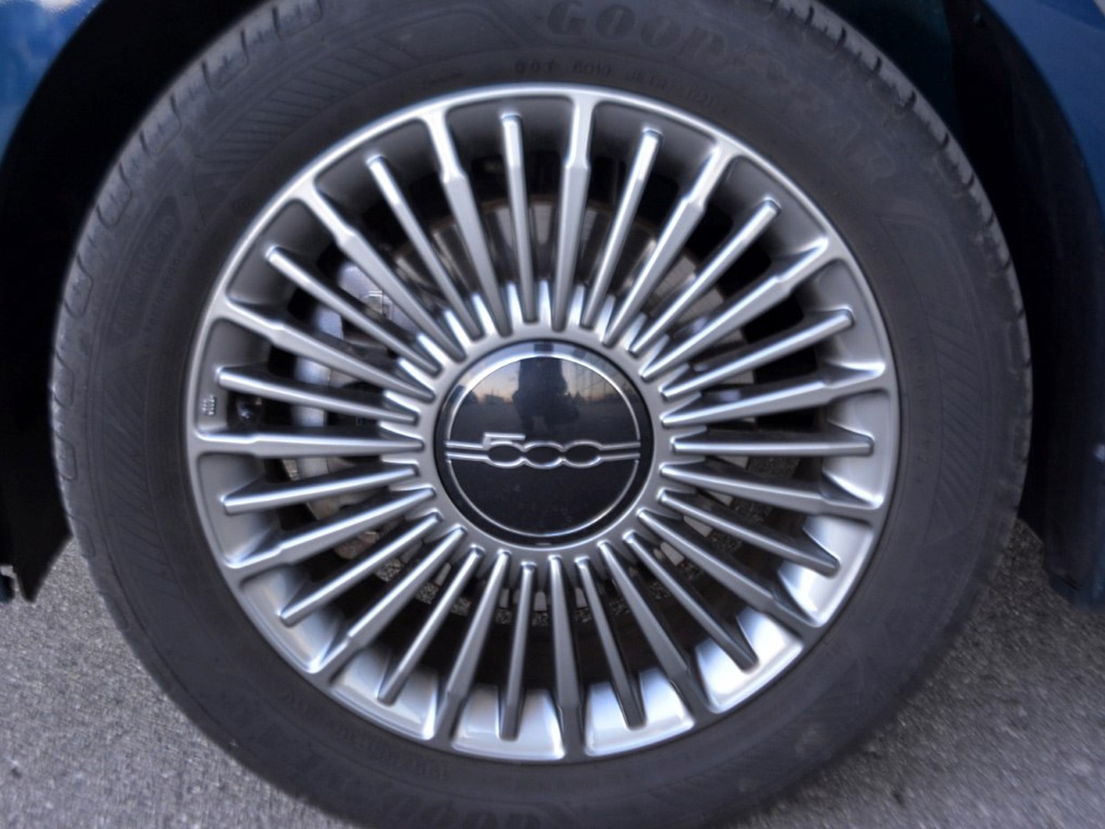 16 - Fiat 500 500e 42 kwh icon