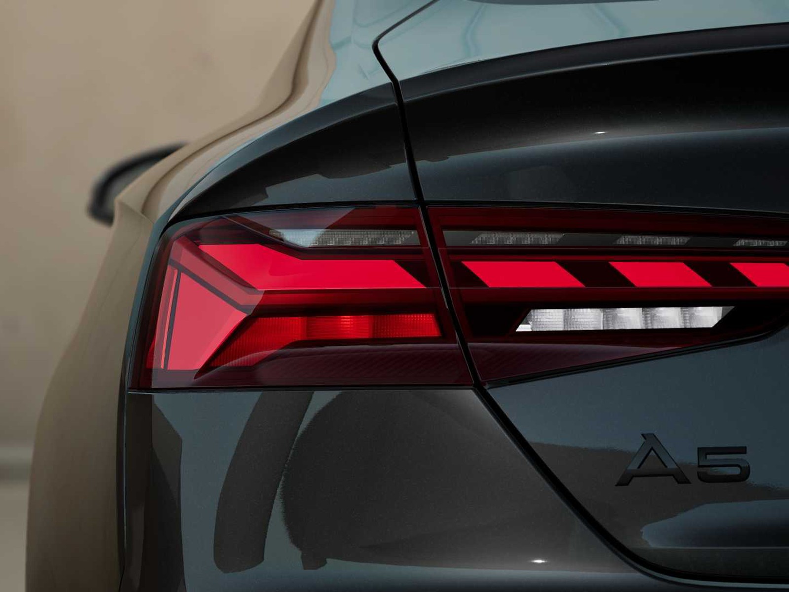 10 - Audi A5 sportback 40 2.0 tdi mhev 204cv s line edition s tronic