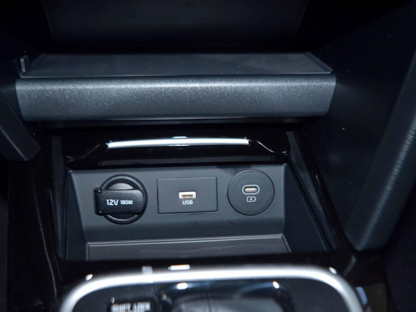 18 - Kia Xceed 1.0 t-gdi mhev 115cv special edition dct7