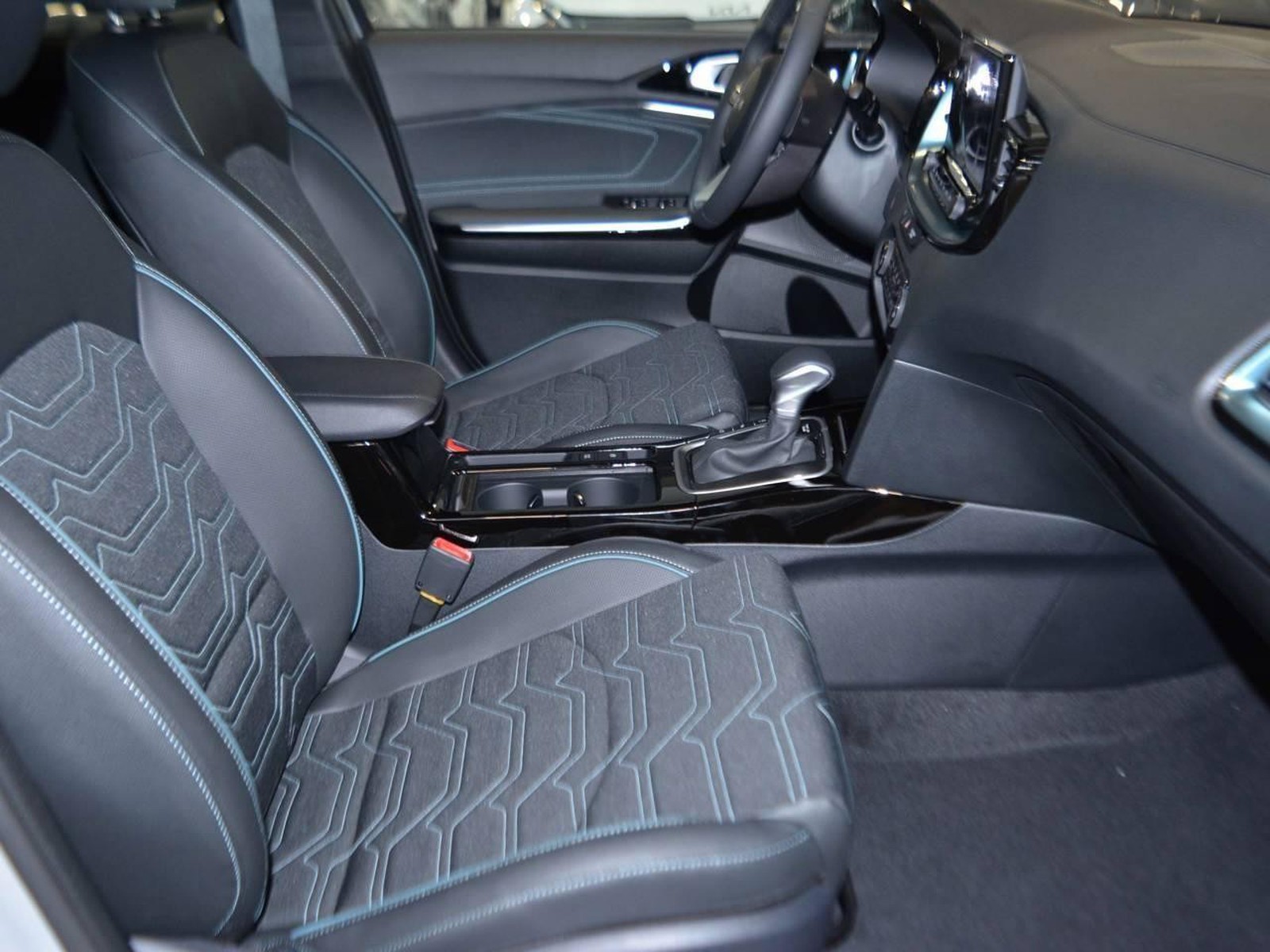 5 - Kia Xceed 1.0 t-gdi mhev 115cv special edition dct7