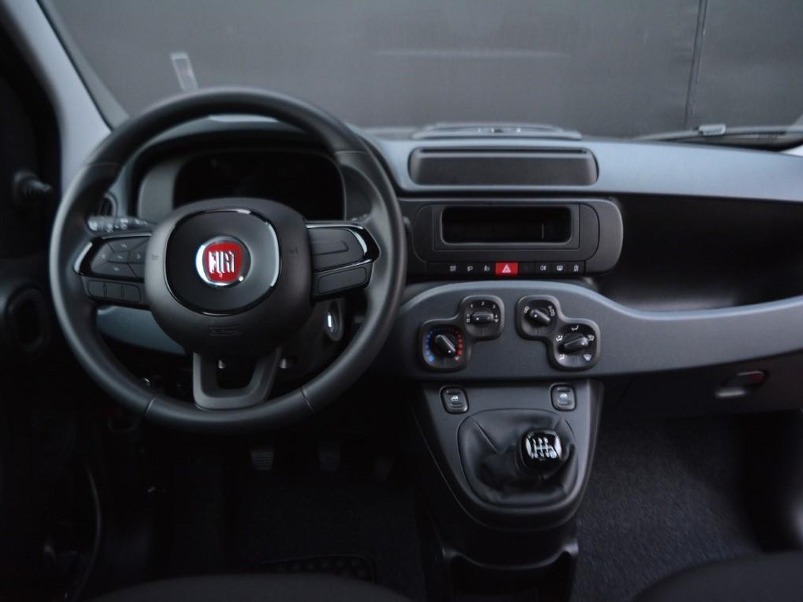 8 - Fiat Pandina 1.0 firefly hybrid 65cv pop s&s