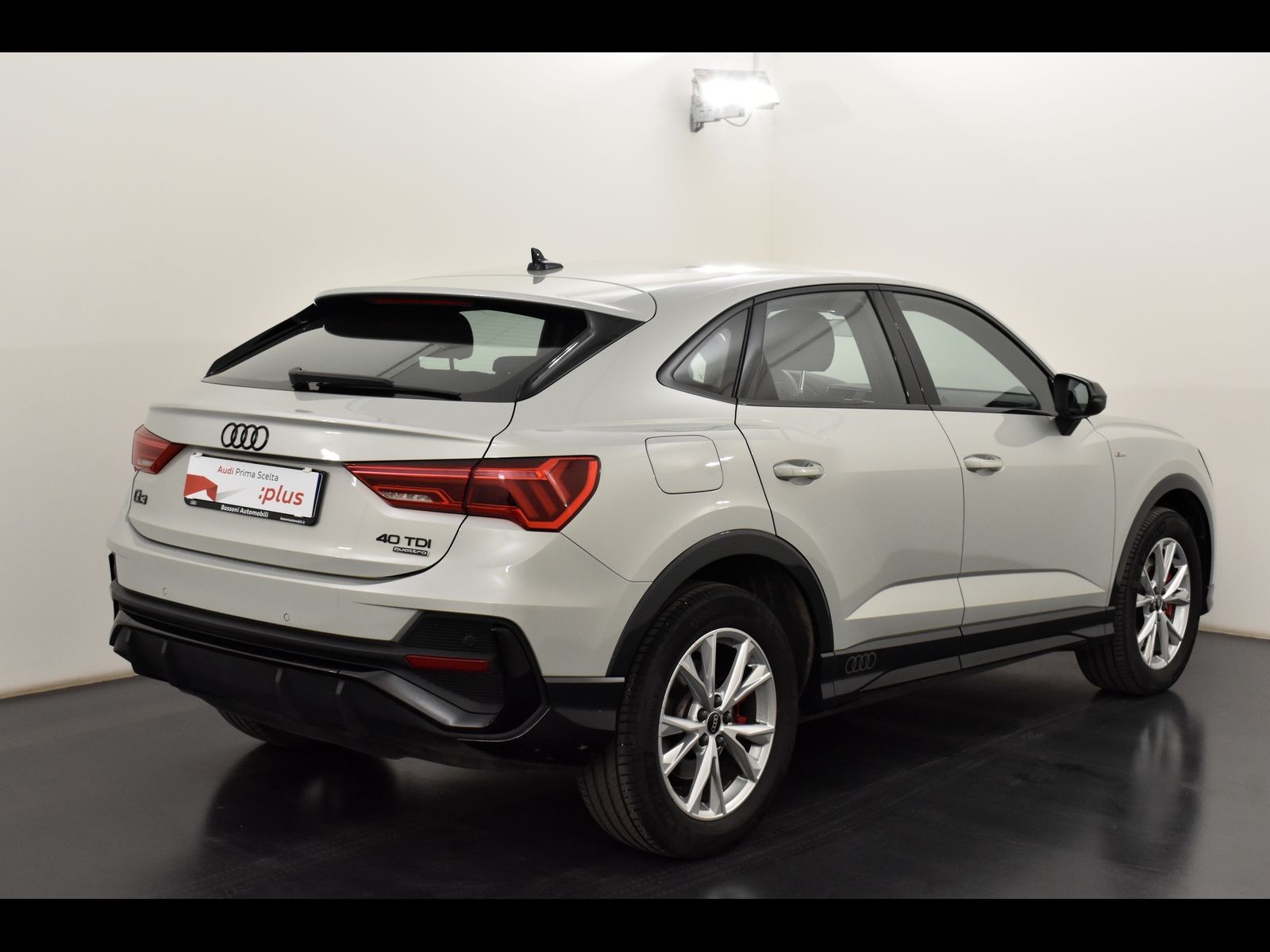 2 - Audi Q3 sportback 40 2.0 tdi 200cv edition quattro s tronic
