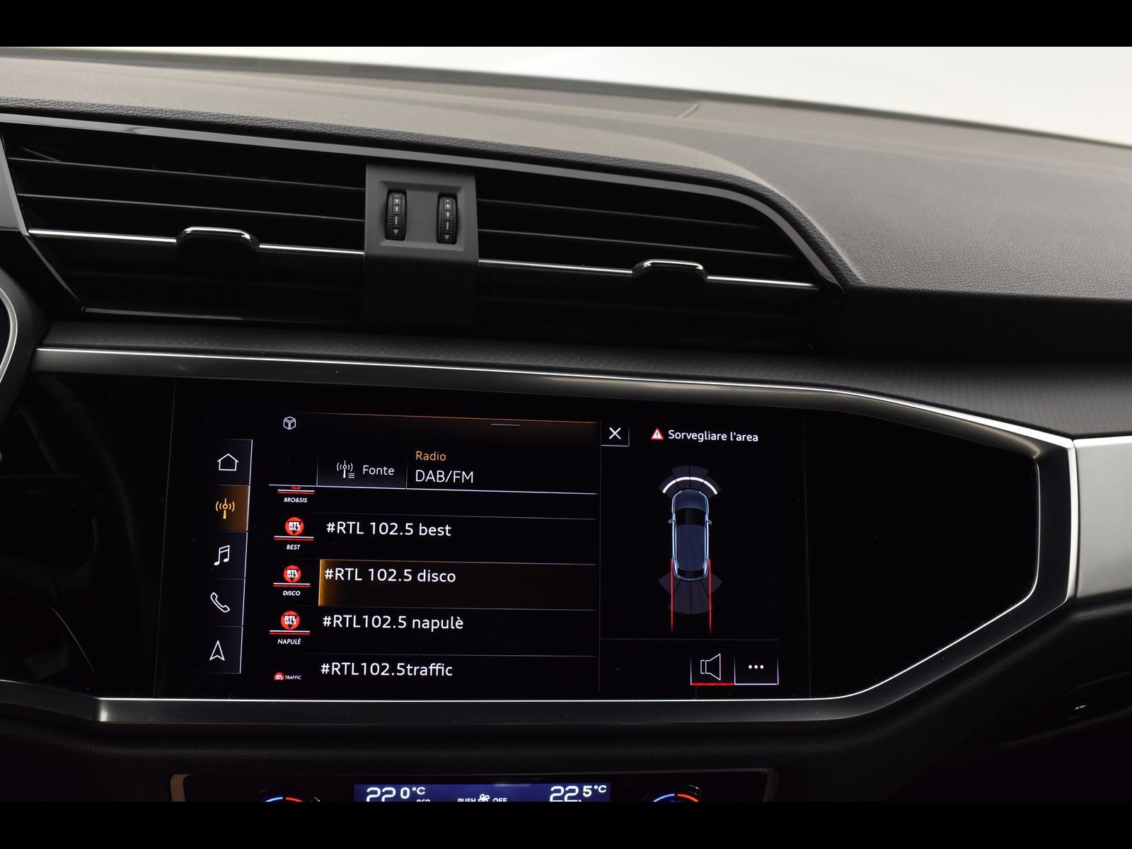 22 - Audi Q3 sportback 40 2.0 tdi 200cv edition quattro s tronic