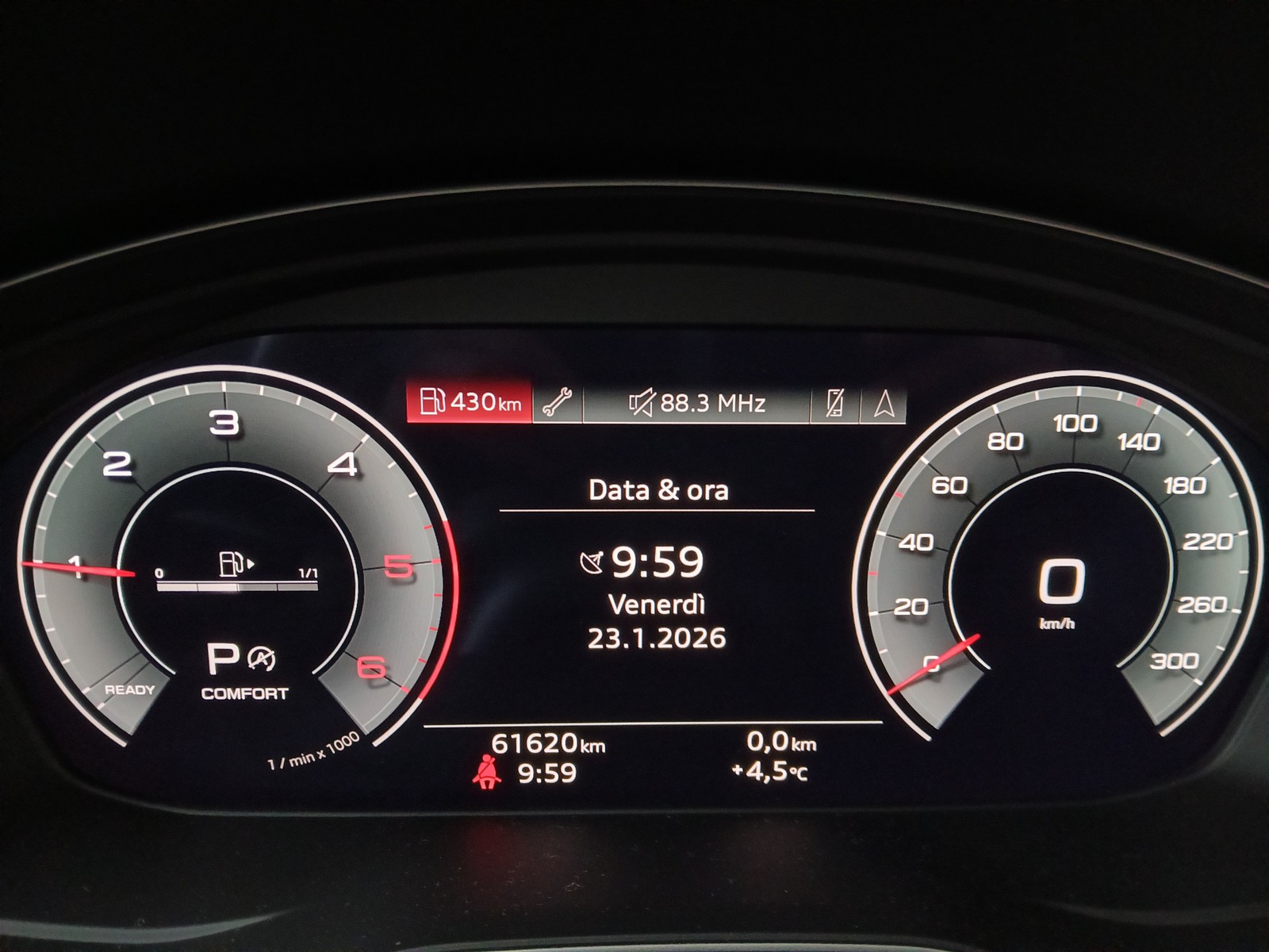 9 - Audi A4 allroad allroad 40 2.0 tdi mhev 204cv identity contrast quattro s tronic