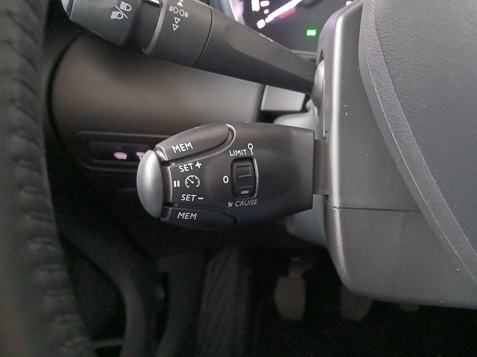 15 - Citroen C3 Aircross 1.5 bluehdi 110cv shine pack s&s