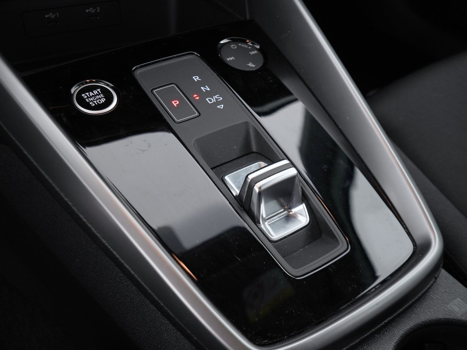 22 - Audi A3 sportback 30 2.0 tdi business advanced s tronic