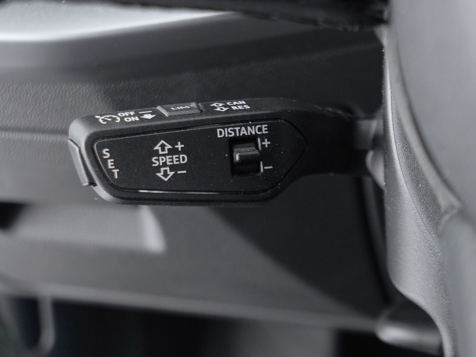 24 - Audi A3 sportback 30 2.0 tdi business advanced s tronic