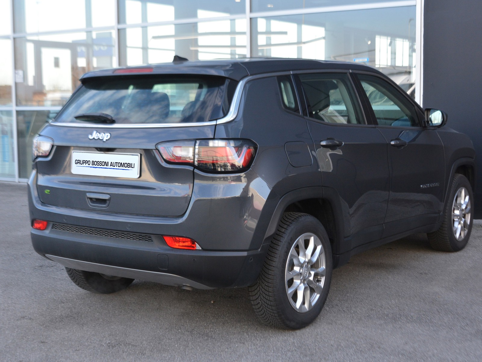 3 - Jeep Compass 1.5 turbo t4 mhev 130cv altitude 2wd