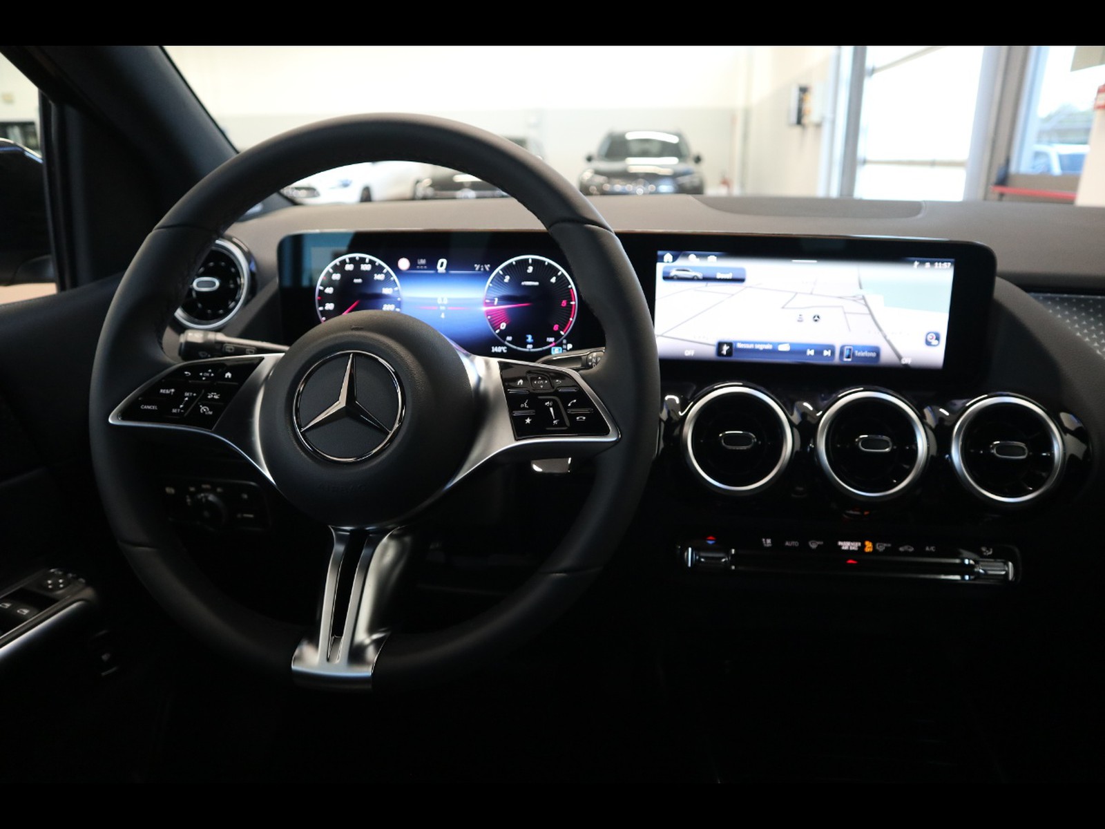 12 - Mercedes Classe B 180 d progressive advanced 8g-dct