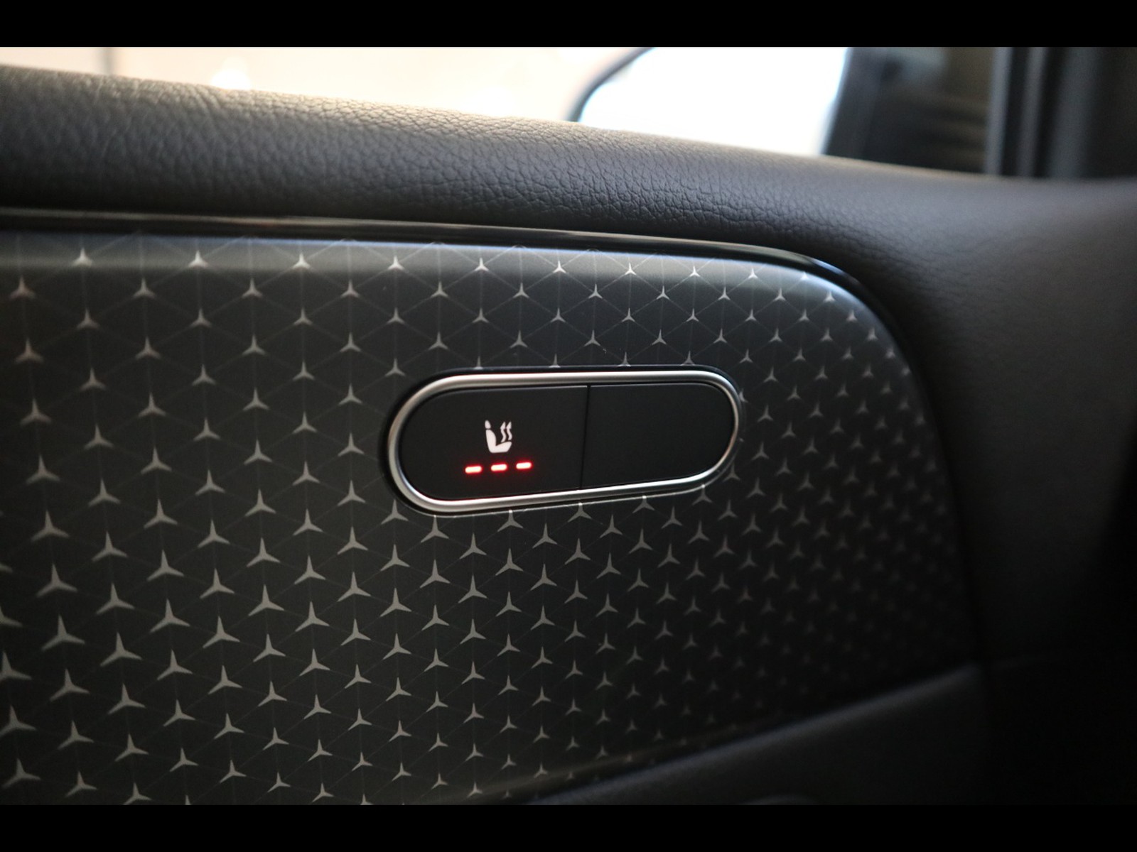 15 - Mercedes Classe B 180 d progressive advanced 8g-dct