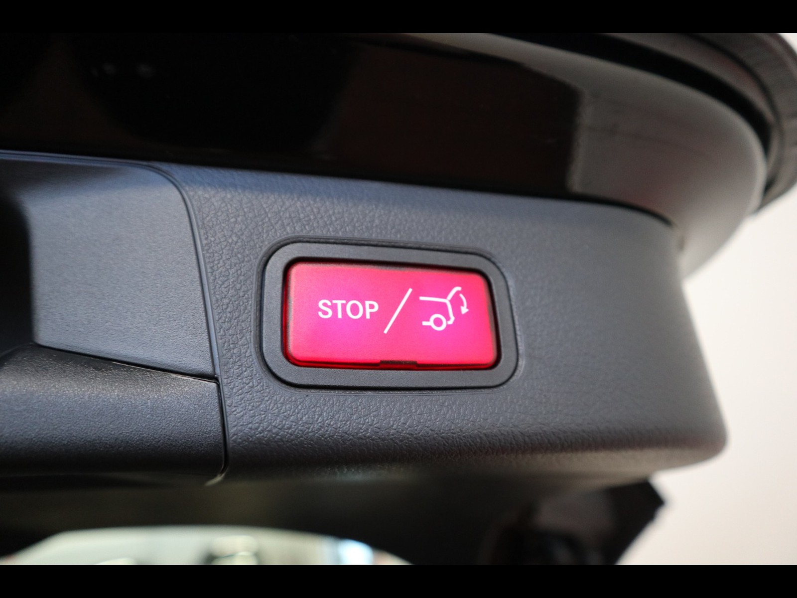 18 - Mercedes Classe B 180 d progressive advanced 8g-dct