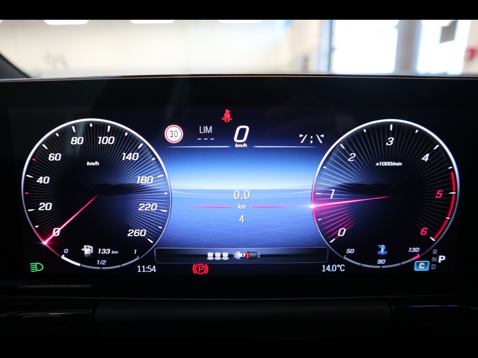 9 - Mercedes Classe B 180 d progressive advanced 8g-dct